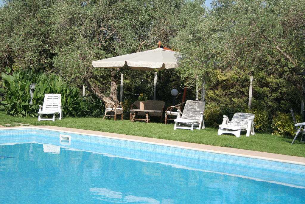 Villa Adriana B&B Comiso Buitenkant foto